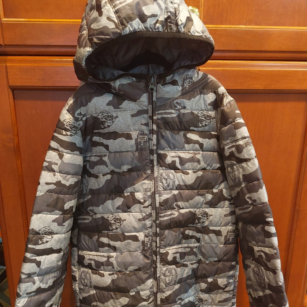 GAP Starwars Puffer Jacket